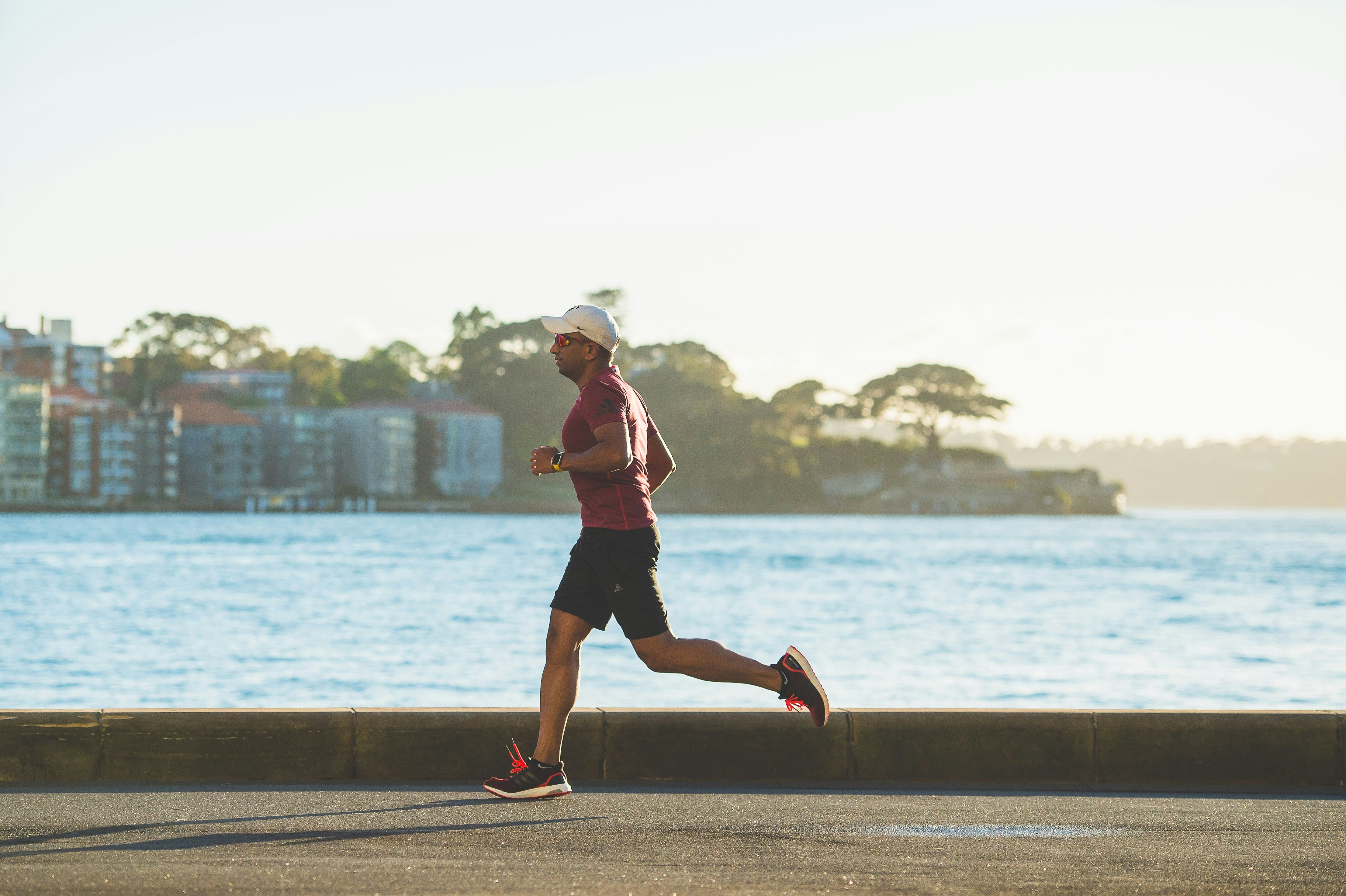 Post-run recovery for runners using cold and compression therapy in a modern recovery space